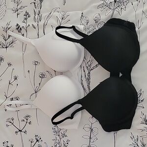 Pink Victoria's Secret Bras